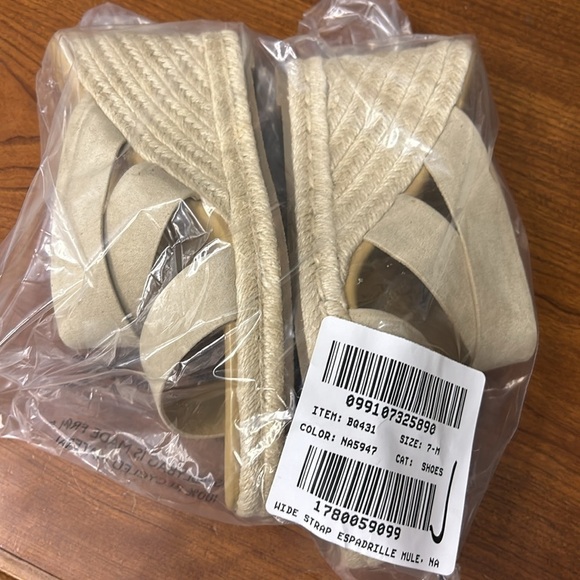 J Crew Wide-strap espadrille mule wedges BQ431